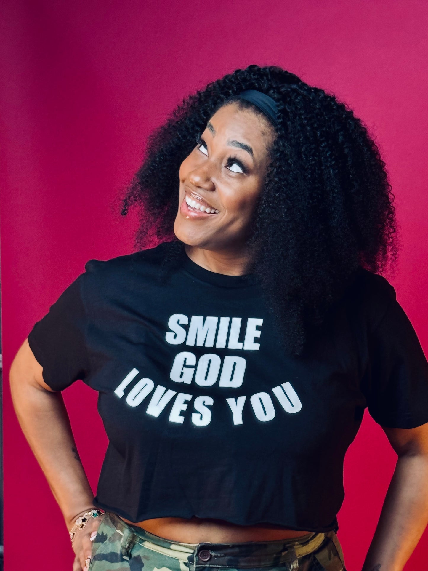 SMILE GOD LOVES YOU - BLACK CROP TOP